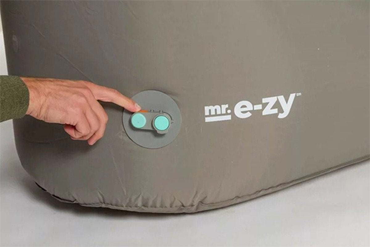 Mr. E-zy Lounger - Army Green - Zelf opblaasbaar - Zitzak - Inclusief krachtige Powerbank & Draagzak